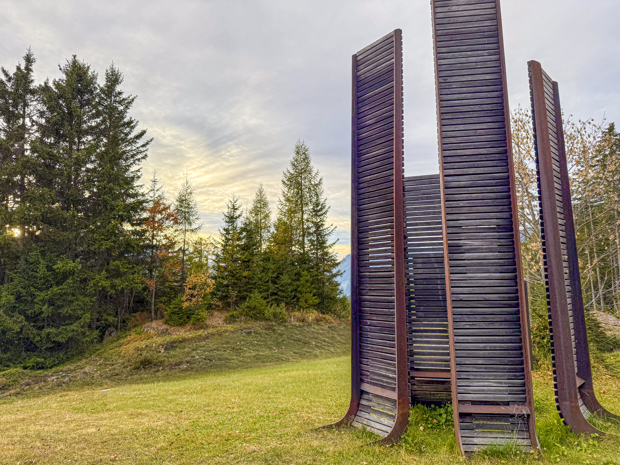 20251018GoglesKrahberg